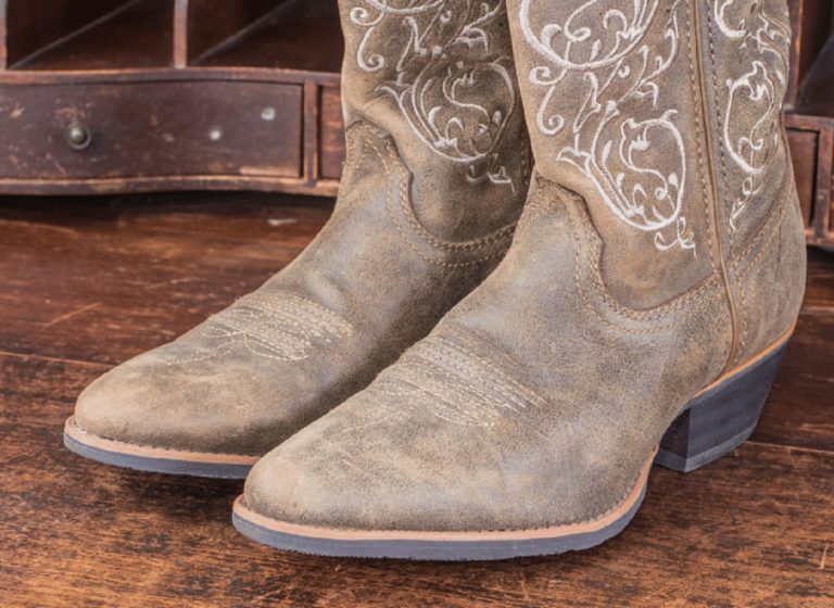 Ideas para combinar botas de cowboy