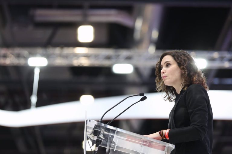 Un puesto de «alto cargo» en el IFEMA, en las manos de Isabel Díaz Ayuso gracias al PSOE