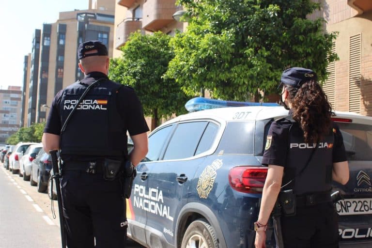 La Policía Nacional responde al plan de Yolanda Díaz contra las altas temperaturas