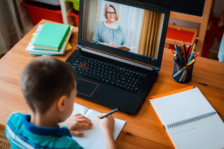 Excelencia en educación y calificaciones online