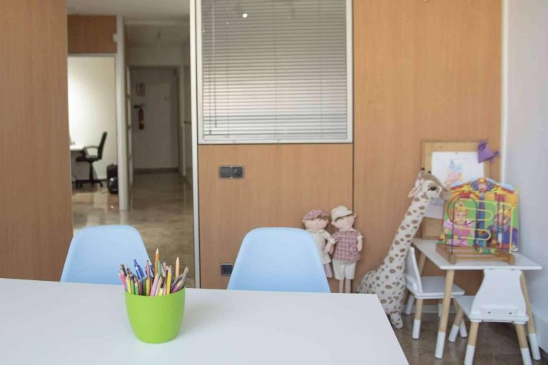 La importancia de abordar los problemas desde la infancia, con el equipo especializado de Centre Sukha