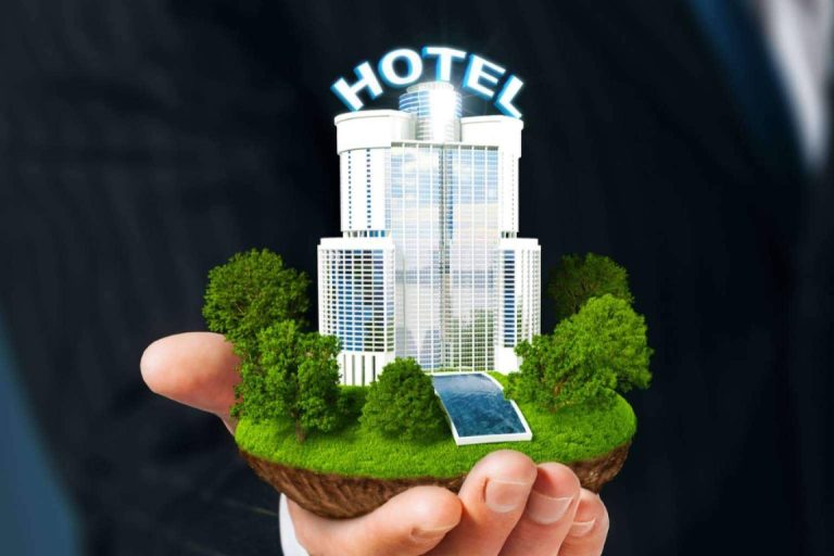 La empresa Escuela Vatel ofrece formación en dirección hotelera con proyección internacional