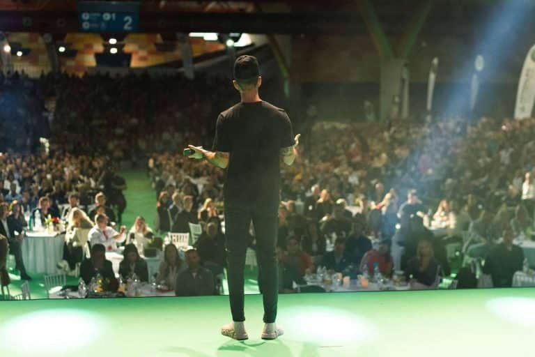 Javi Rodríguez revoluciona la industria del emprendimiento con HIT y Héroes sin Capa