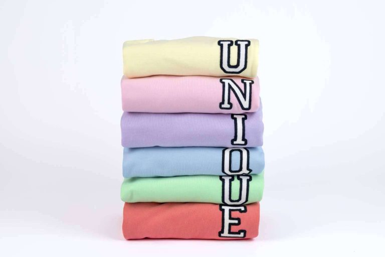 Anitials y sus sudaderas unisex con letras personalizadas