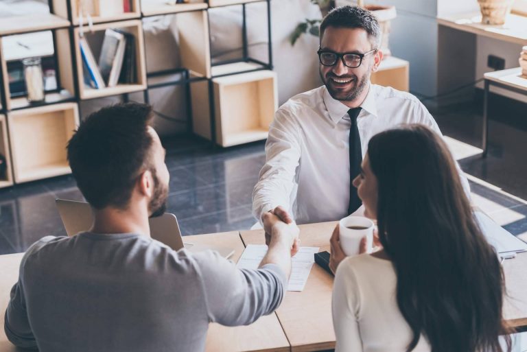 Destacar en el mercado y superar los competidores con R&A Business Training