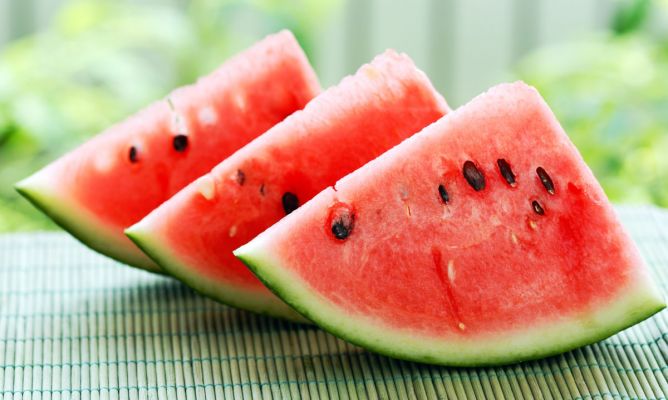 7 beneficios por los que los expertos recomiendan comer sandía