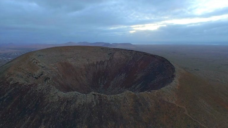 Cuántos volcanes hay en España y cuántos hay activos