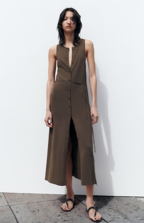 Vestido De Punto Con Cinturón De Zara