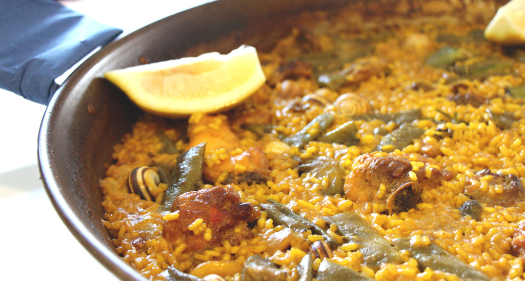 Una Auténtica Paella Valenciana Gusta A Todos