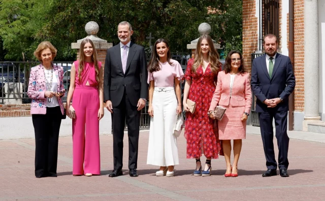 Así Son Las Sandalias Y Alpargatas De Leonor Y Sofía, Y Esto Es Lo Que Cuestan