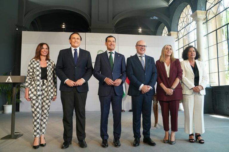 Moreno destaca la contribución de las universidades para que los jóvenes se abran paso en el mercado laboral