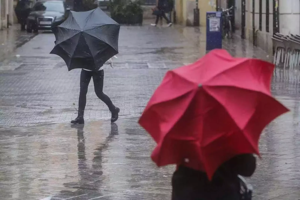La Aemet Advierte Qué Lugares De España Sufrirán Las Peores Tormentas