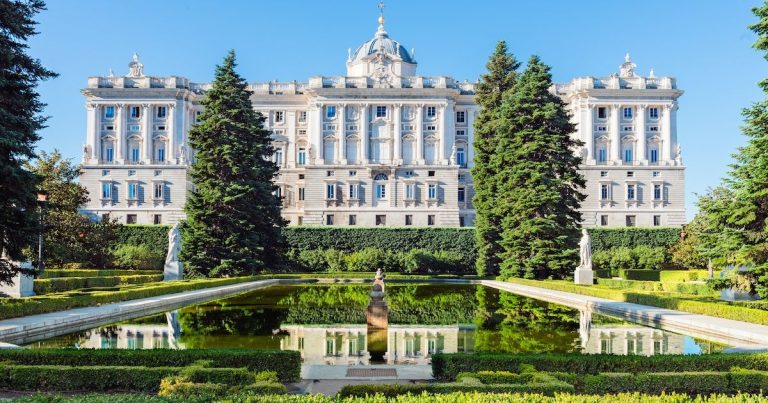 7 palacios impresionantes de Madrid que parecen de cuento de hadas