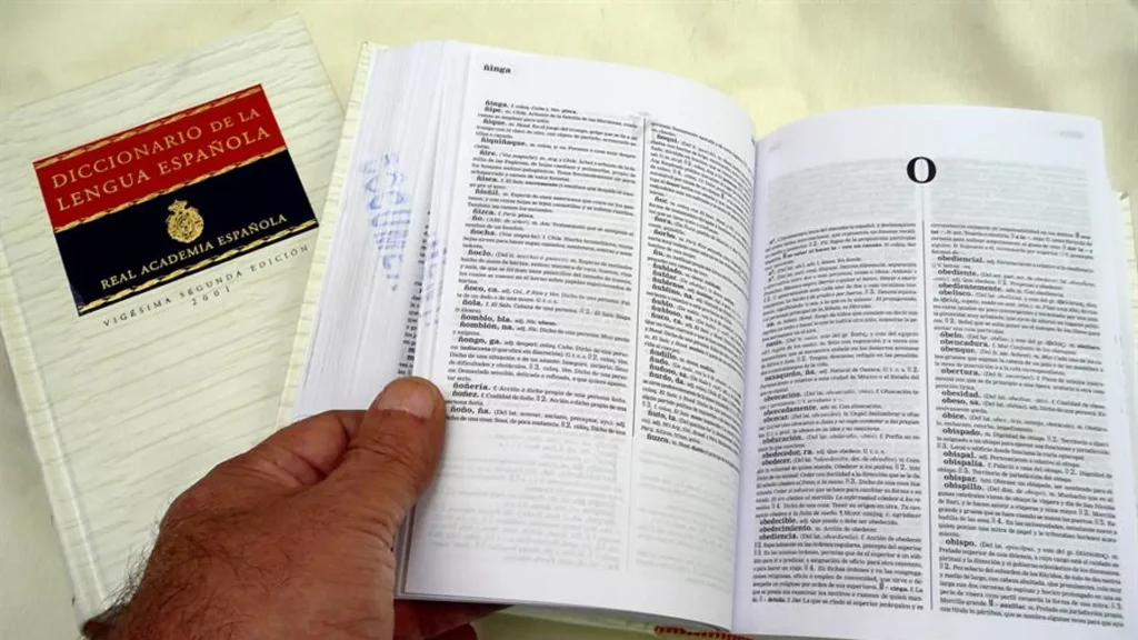 Palabras “paletas” que la RAE da por buenas. ¿Cuántas conoces? 110 La evolución del lenguaje