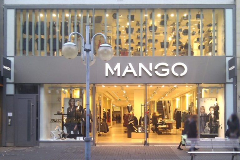 Rebajas en Mango: 7 blusas que te enamorarán