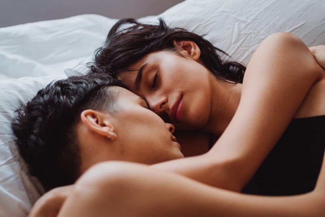 Cuál es la mejor hora del día para practicar sexo, según los expertos