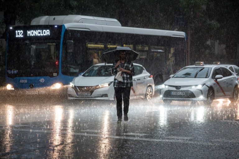 La mitad norte peninsular estará este lunes en aviso amarillo por tormentas y lluvias
