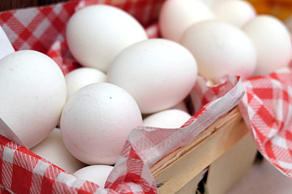 La Ocu Lo Aclara Así Debes Pelar Los Huevos Para Que Sea Seguro