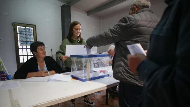 Los Consejos De La Ocu Para Librarse De Una Mesa Electoral