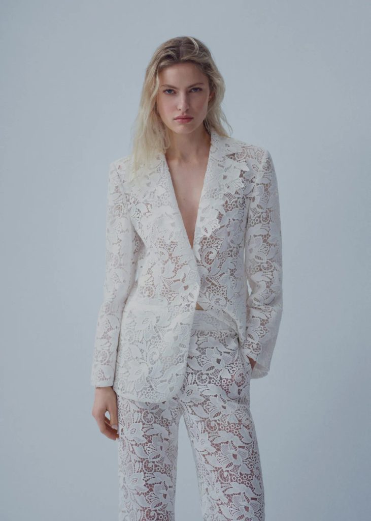 Traje Guipur