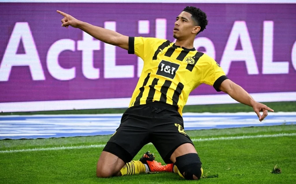 Bellingham: todo lo que puede aportar su fichaje al Real Madrid 18 Ya viene con esa sangre de líder