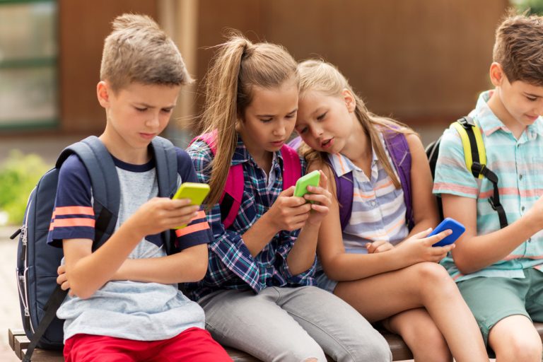 La ciencia te ayuda a evitar escenas como ésta cada vez que tu hijo coge la tablet