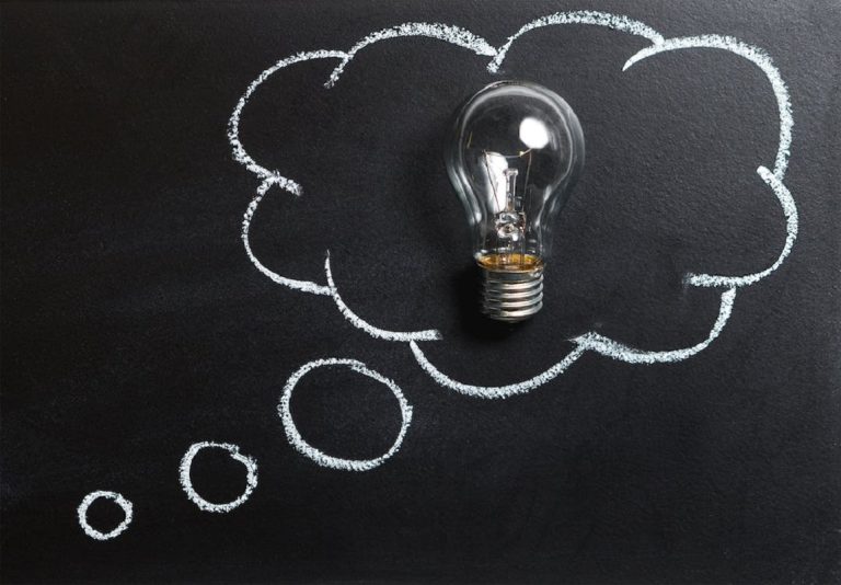 Tips para ahorrar energía eléctrica de forma rápida y sencilla