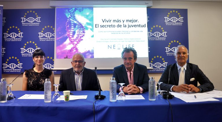 El foro de expertos "Vivir más y mejor. El secreto de la juventud" analiza el mecanismo del envejecimiento