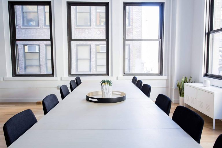 ¿La comunicación y la mesa están relacionadas?
