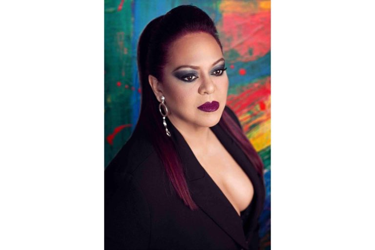 Edith Salazar presenta nuevo single ‘Vive que la vida se va’