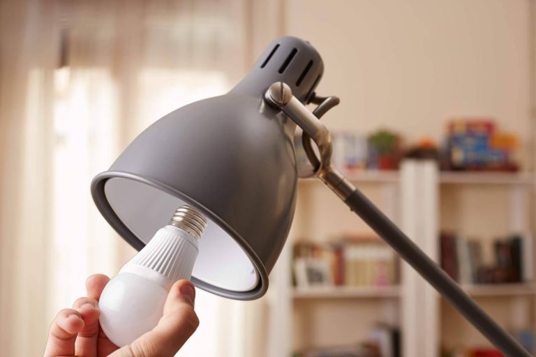 Consejos de Multienergía Verde para pagar menos en la factura de la luz este verano