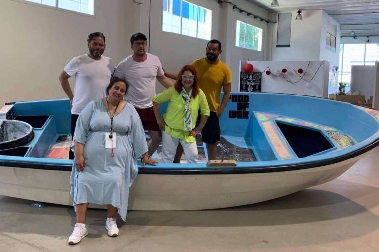 La impactante actuación ‘Cuando el agua es un santuario más seguro que la tierra’ sacudió el Festival Internacional de Performance de Palma de Mallorca