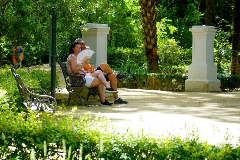 Calor con temperaturas de hasta 38ºC y chubascos, tormentas y granizo mantendrán en riesgo a cinco CCAA