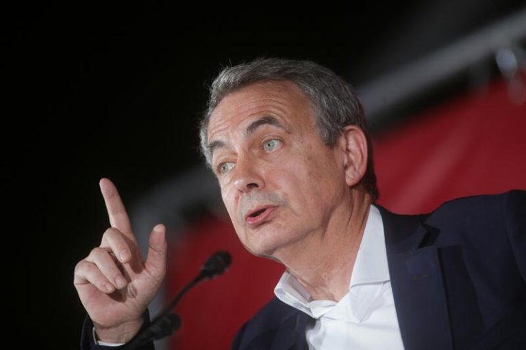 Zapatero critica a quienes usan el nombre del «asesino» Txapote para «atacar a un presidente legítimo» como Sánchez