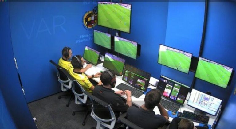 Mediapro acusa a la RFEF de «encubrir» la prórroga de un año al actual proveedor del VAR