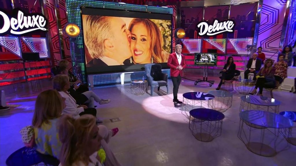 Telecinco Calienta La Última Noche, El Relevo De Delux Los Viernes