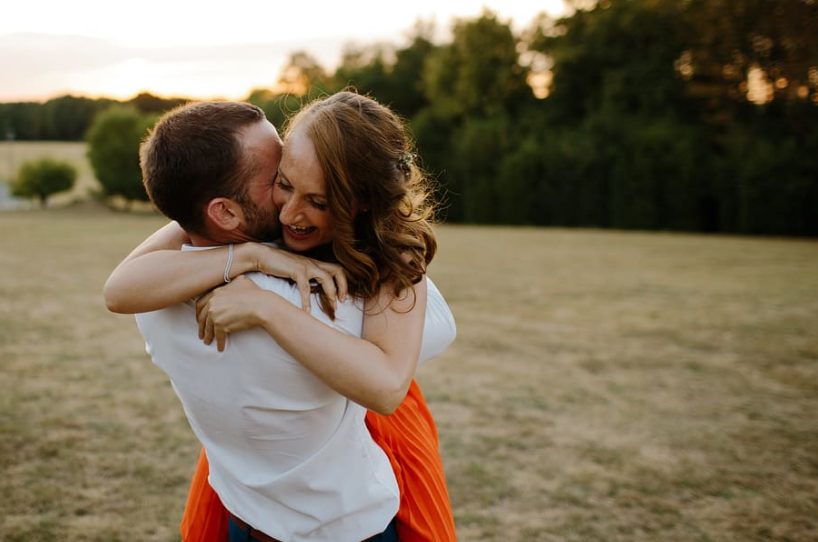Besos en pareja: cómo acertar con los lugares perfectos