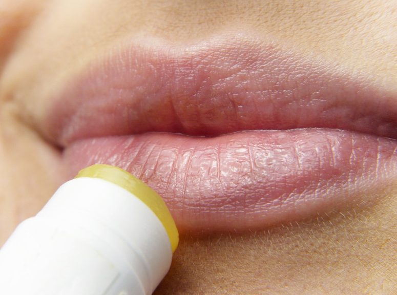 Labios resecos y agrietados Consigue labios hidratados y tentadores este verano