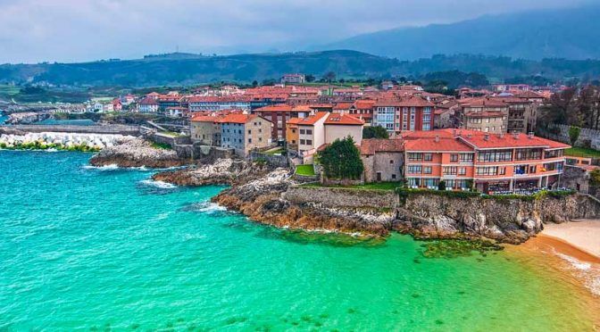 Llanes