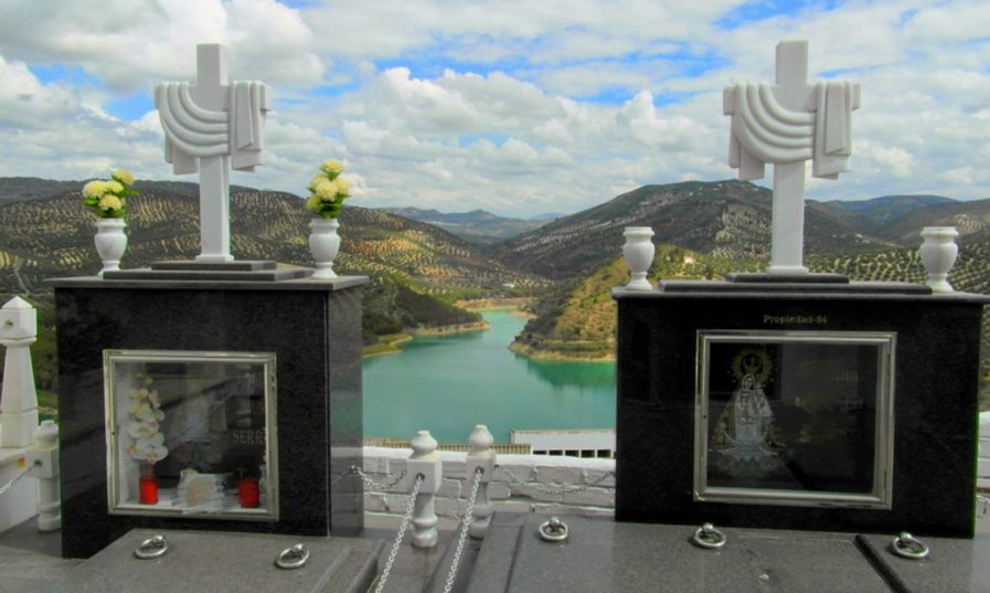 Los cementerios más espectaculares de España