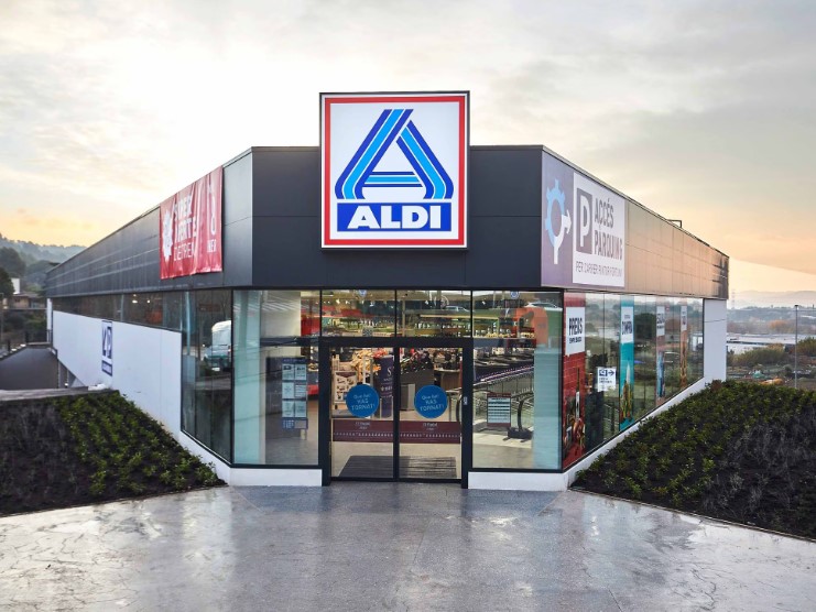 Ni Stradivarius ni Zara, el vestido que mejor sienta del verano está en Aldi