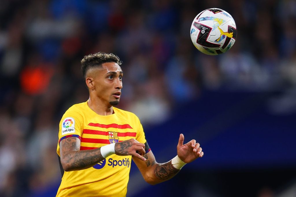 En Un Futbolista Que No Pasa Desapercibido
