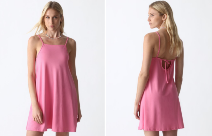 Lefties se adelanta a Mango y Zara con los vestidos de rebajas perfectos para el verano