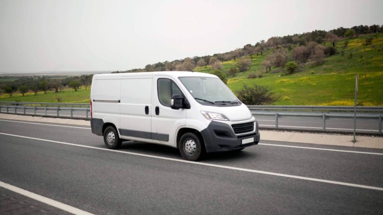 ¿Dónde encontrar furgonetas segunda mano renting en Barcelona? Coche Renting