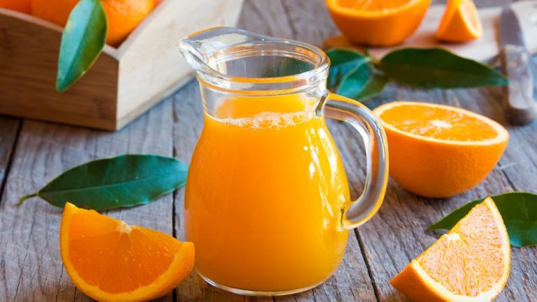 El ingrediente extra para un zumo de naranja superior a cualquiera que hayas probado antes
