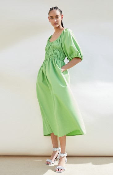 Vestido popelín gomas