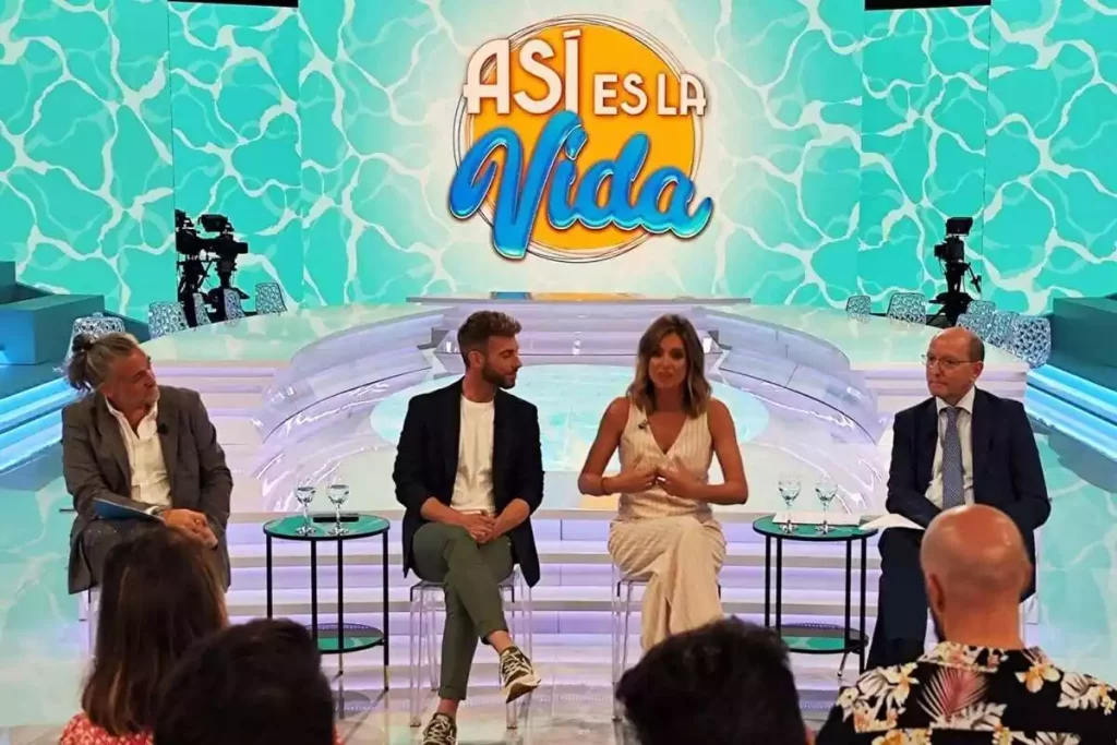 Así Es La Vida Intenta “Pescar” En Sálvame Mientras Se Desangra De Audiencia
