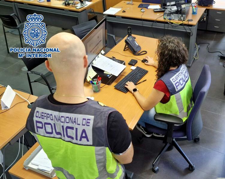 La Policía desarticula una red de explotación sexual de mujeres en Alicante tras lograr huir varias víctimas