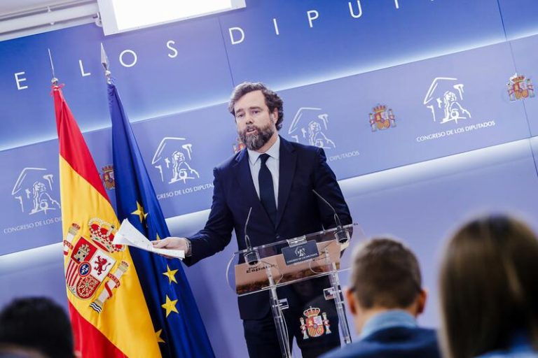 Espinosa de los Monteros deja la dirección de Vox