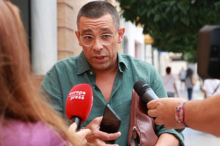 El acusado de matar a su expareja en Utrera (Sevilla) pide salir de prisión y las acusaciones se oponen
